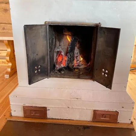 Pappilan Vaeentuvan Vierashuone 普达斯耶尔维