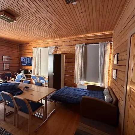 Pappilan Vaeentuvan Vierashuone * Pudasjarvi