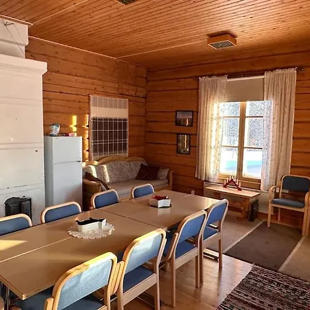 Pappilan Vaeentuvan Vierashuone Апартаменты *